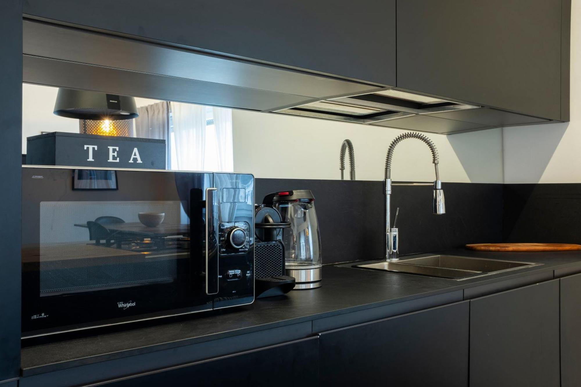 From Ostia Beach To Rome & Airport In A Heartbeat! Exteriér fotografie